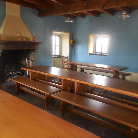 Vandrarhem Podesteria Di Gombola Polinago