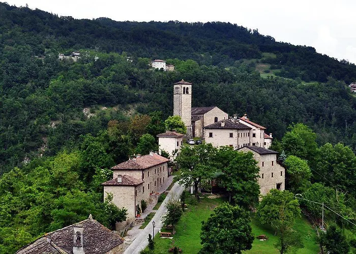 Hostel Podesteria Di Gombola Polinago